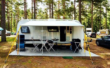 Idooka Acacia Wood Bistro Set 3 Idooka Acacia Wood Bistro Set - Image 3