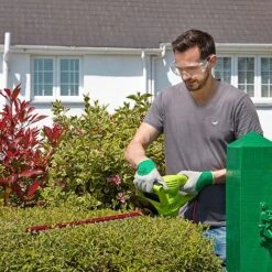 Garden Gear 600W Hedge Trimmer 11 Garden Gear 600W Hedge Trimmer -Bloom Haven Herbaceous Perennials Deals Store G2759 3