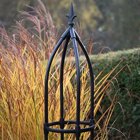 Garden Gear Metal Obelisk 4 Garden Gear Metal Obelisk - Image 4