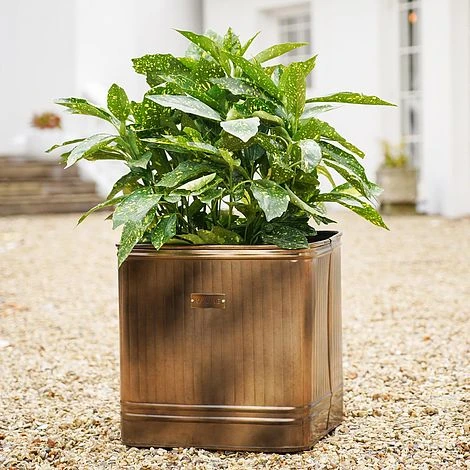 Outdoor Hampton Square Copper Metal Planter H35Cm W34Cm 2 Outdoor Hampton Square Copper Metal Planter H35Cm W34Cm - Image 2