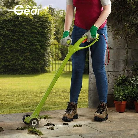 Garden Gear Weed Sweeper With Spare Brushes 1 Garden Gear Weed Sweeper With Spare Brushes